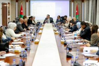 "العمل النيابية" تناقش الاستراتيجية الوطنية لبدائل دور الإيواء