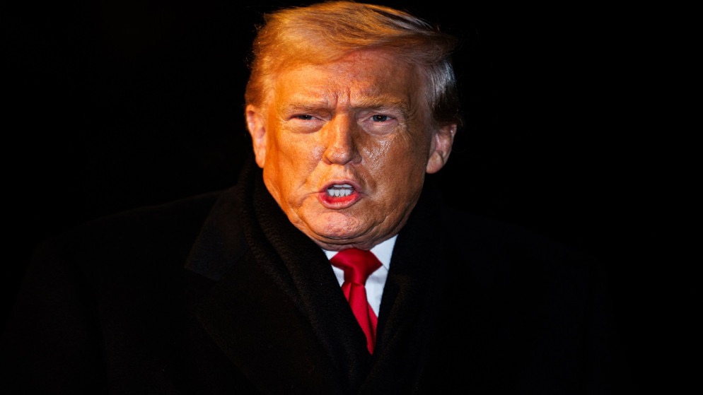 ترامب يصل دافوس بعد تأخير بسبب عطل طائرته