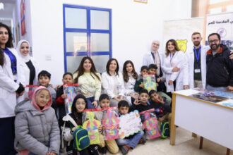 تركيب 36 سماعة طبية متطورة لأطفال ضعاف السمع في البلقاء