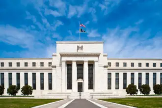 ترامب يعلن عن كشف مرشحه لمجلس الاحتياطي