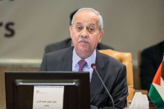 الجغبير يؤكد أهمية مشروع الغاز الطبيعي