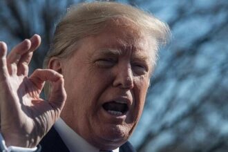 ترامب يدرس خيارات عسكرية للرد على الاضطرابات في إيران