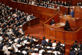 اليابان تعلن حل البرلمان 