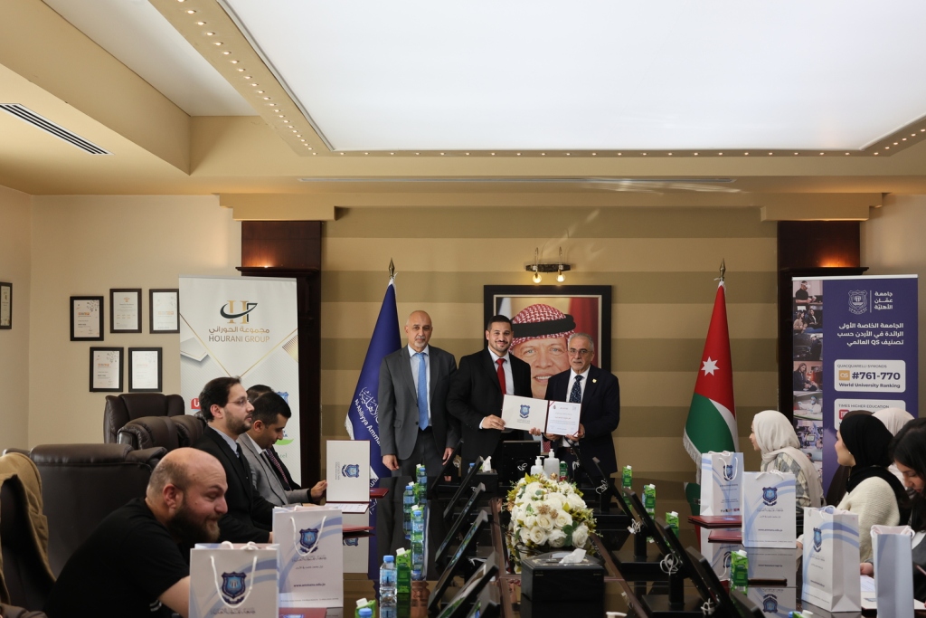 عمّان الأهلية تكرّم طلبتها الفائزين بأولمبياد اللغة الانجليزية العالمي للجامعات وبمسابقة الرياضات الإلكترونية .. صور