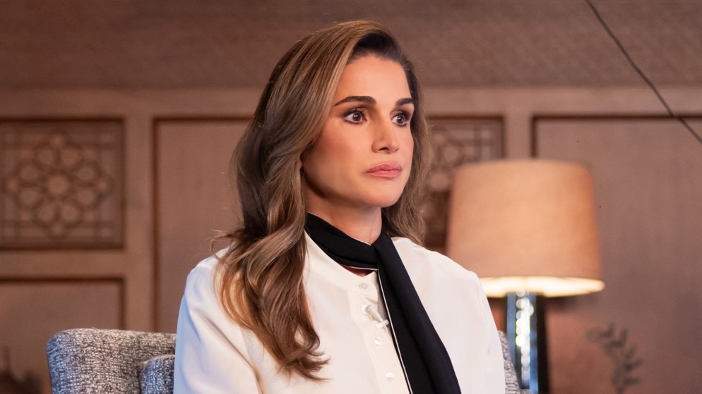 صورة حول : عاجل | الملكة رانيا والأميرة سلمى تستكشفان تجربة وادي رم السياحية عاجل | الملكة رانيا والأميرة سلمى تستكشفان تجربة وادي رم السياحية