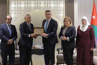 " الخارجية النيابية" تلتقي السفير الإندونيسي وتؤكد متانة العلاقات الثنائية