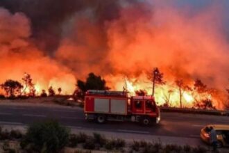 أستراليا تعلن حالة كارثة بسبب حرائق غابات في فيكتوريا