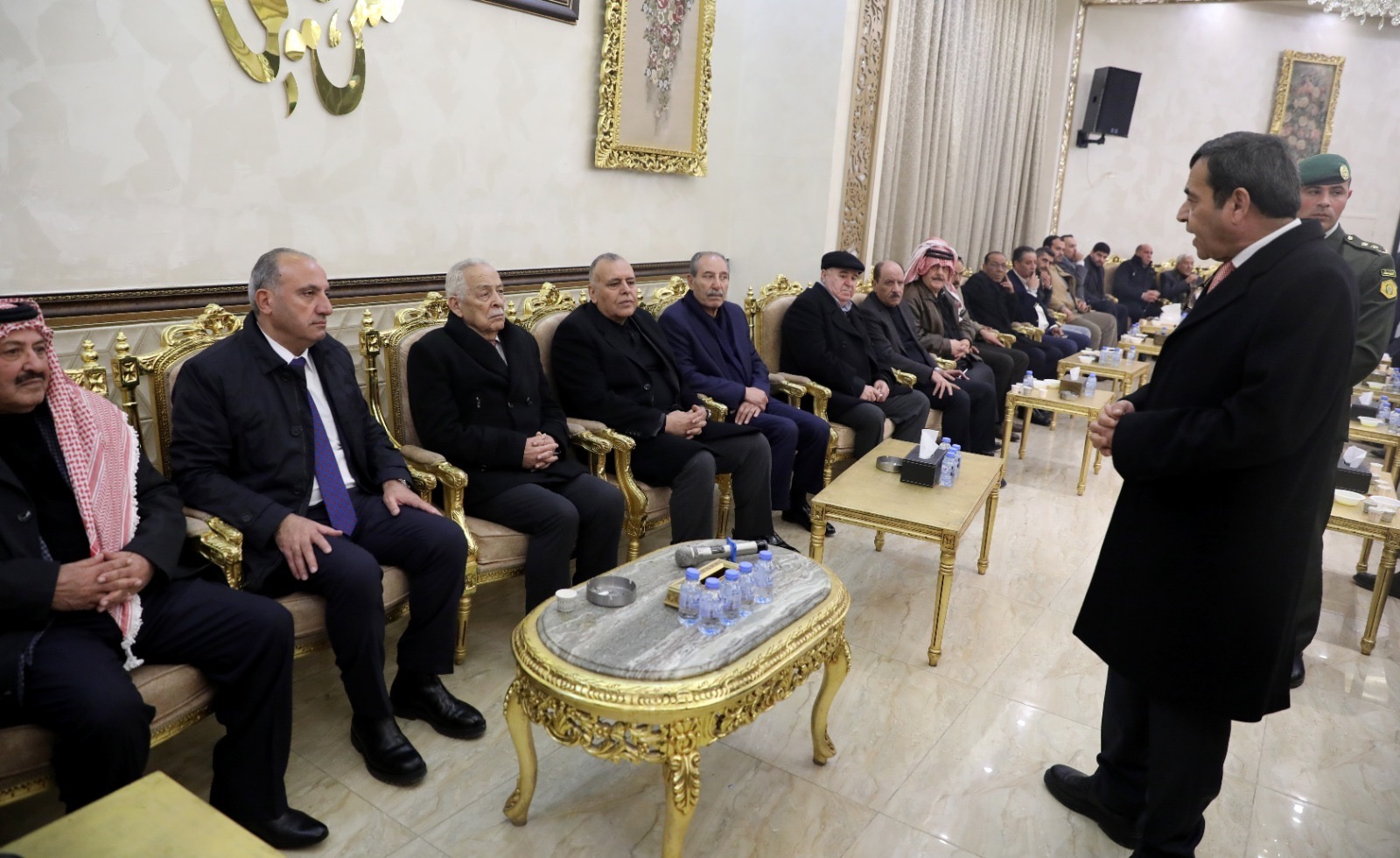 *مندوبا عن الملك وولي العهد… العيسوي يعزي عشائر الغنانيم والشوابكة والزناتية والنجداوي*