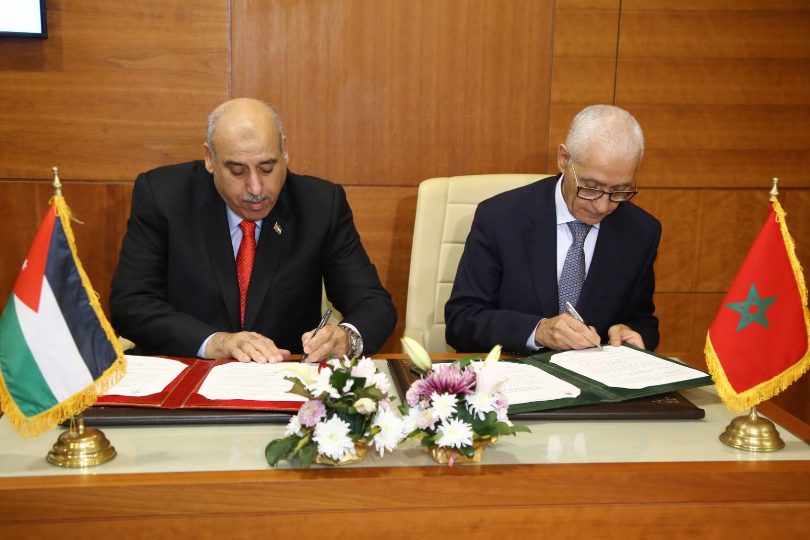 بالصور... وفد برلماني برئاسة القاضي يبدأ زيارته للمغرب