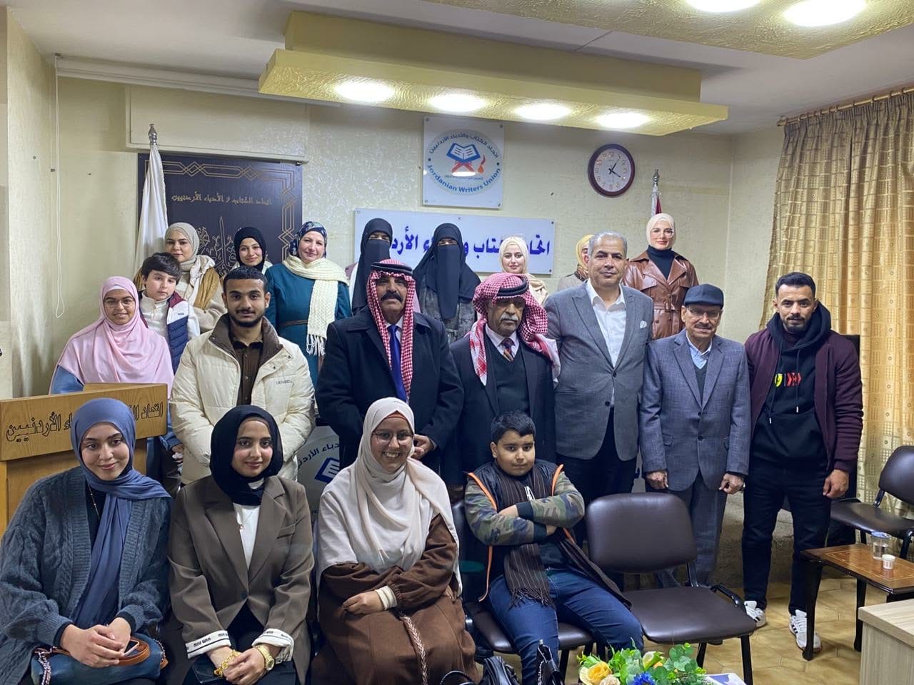 بالصور .. إشهار كتاب خواطر التوأمين آلاء وولاء الختالين في اتحاد الكتاب