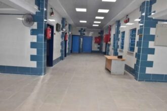 عاجل | ضبط شاب ينتحل صفة شقيقه الطبيب لمدة عامين