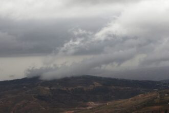 منخفض جديد يضرب الأردن… زخات مطرية في هذا الموعد