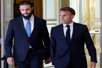 ماكرون يبلغ الشرع قلقه من تصاعد العنف ويدعو لوقف دائم لإطلاق النار