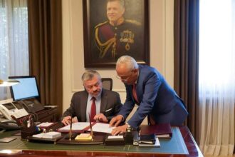 عاجل | العيسوي: اهتمام ملكي خاص بإربد وترجمة ملاحظات المواطنين إلى مشاريع تنموية