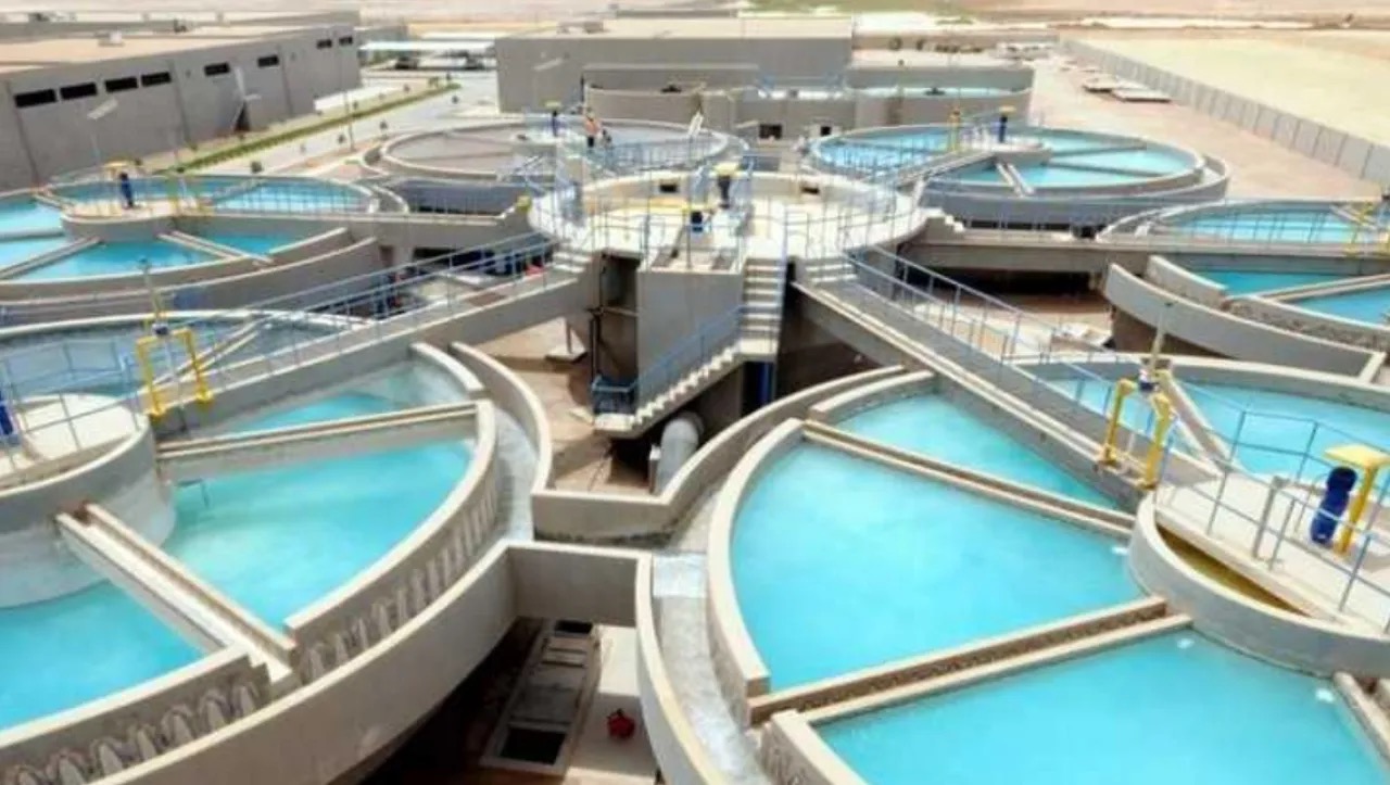 سوق تحلية المياه في الخليج 2026: استقرار أكثر من توسع