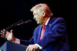 عاجل | ترامب يعلن إلغاء الهجوم الثاني على فنزويلا