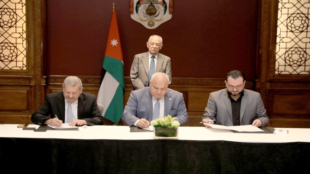 توقيع اتفاقية لإنشاء فرع إنتاجي جديد لشركة إيـزو في بني كنانة لتعزيز فرص العمل