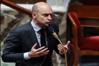 فرنسا تبحث مع شركائها سيناريوهات الرد على تهديدات أميركية .. تفاصيل