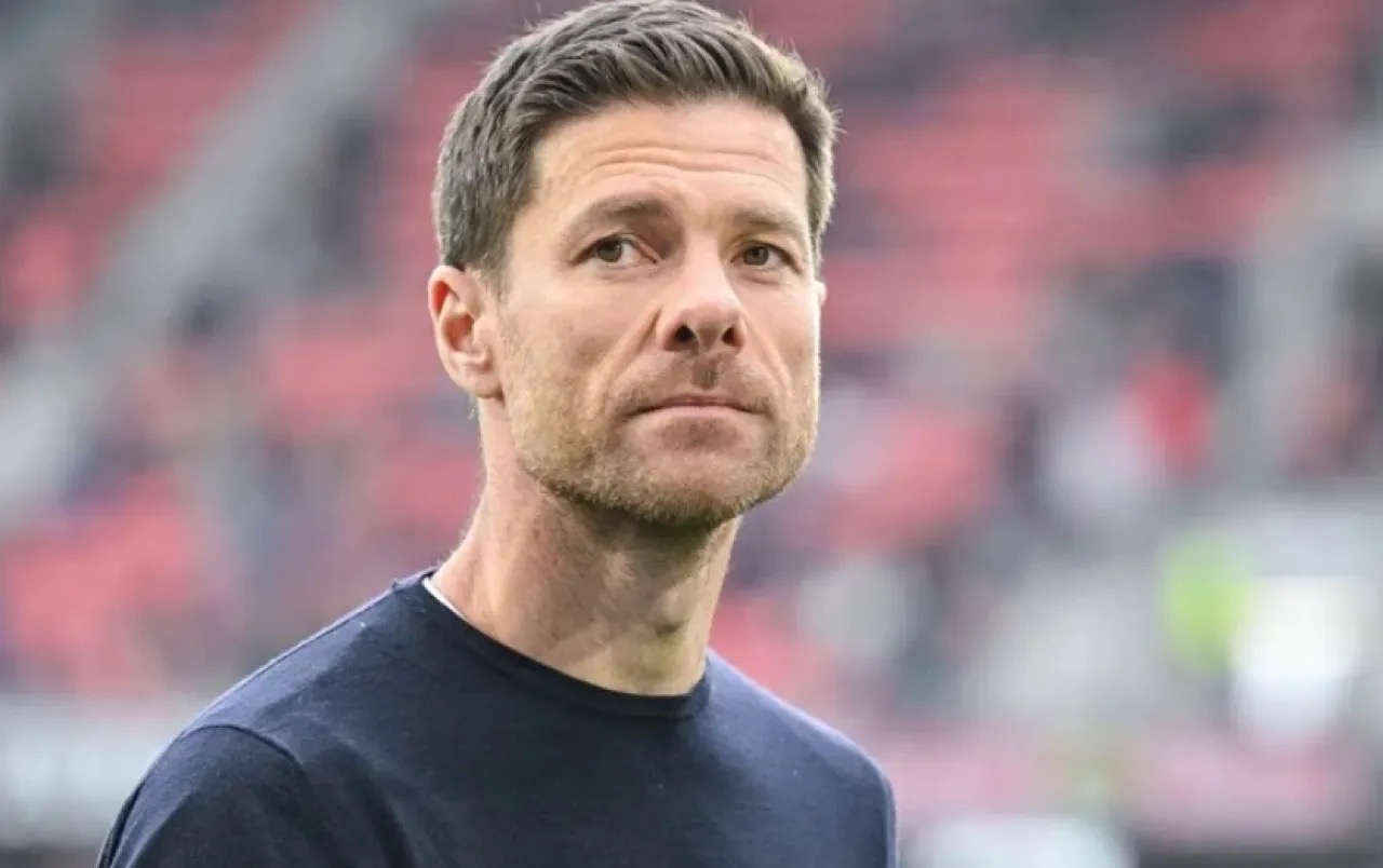 تشابي ألونسو على الطاولة.. لكن المغرب يفضل مدربًا محليًا