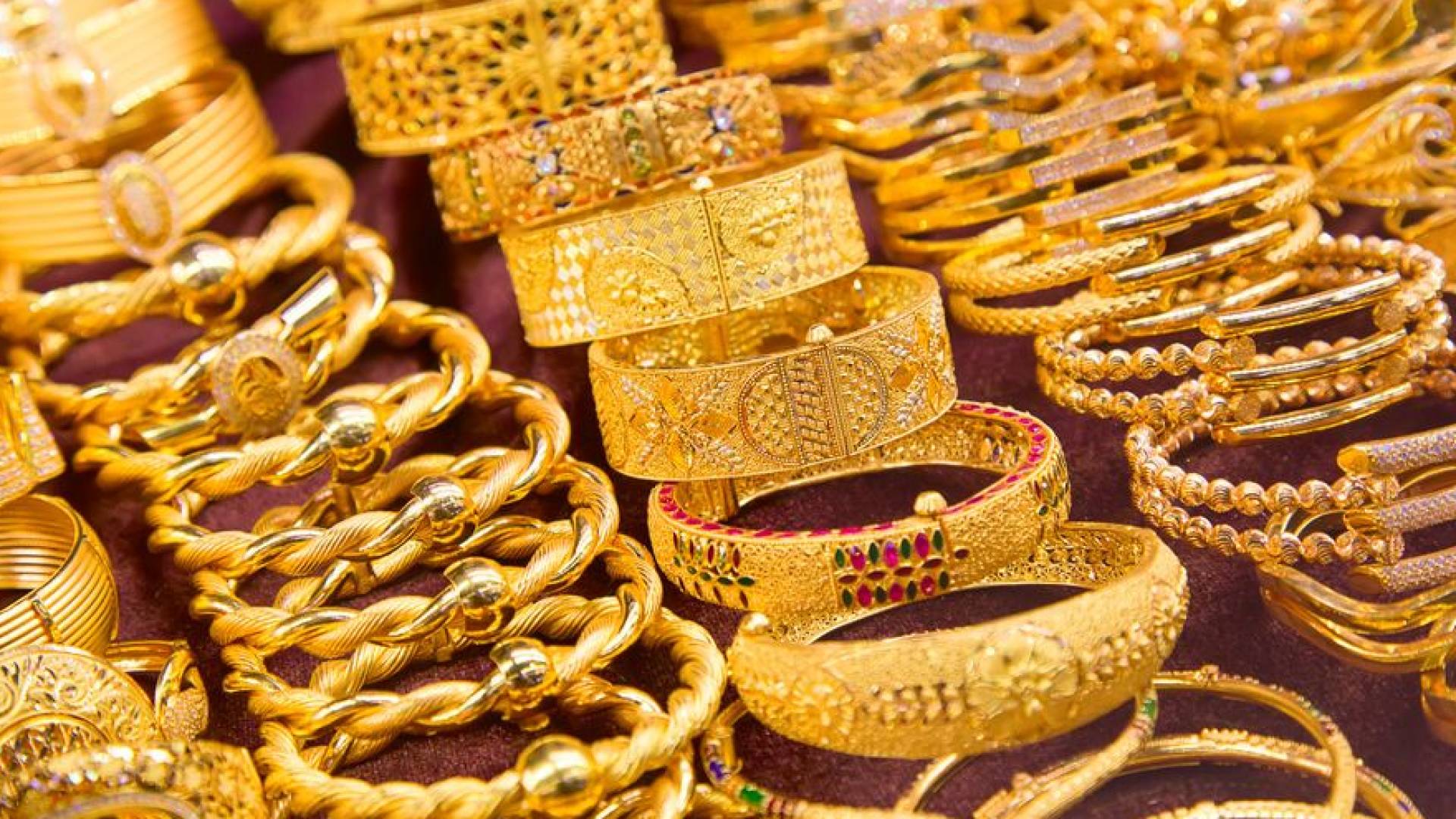 عاجل | ارتفاع أسعار الذهب إلى 93.60 دينار للغرام في الأردن