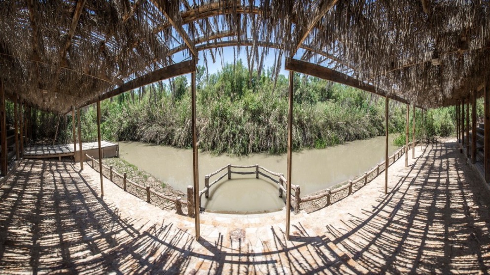 صورة حول : ارتفاع زوار موقع المغطس إلى أكثر من 91 ألف زائر خلال اشهر ارتفاع زوار موقع المغطس إلى أكثر من 91 ألف زائر خلال اشهر