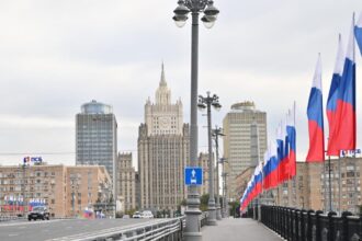 الخارجية الروسية تثمّن المبادرات السلمية الدولية