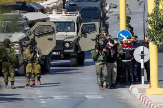 استمرار اعتداءات الاحتلال والمستوطنين بالضفة الغربية