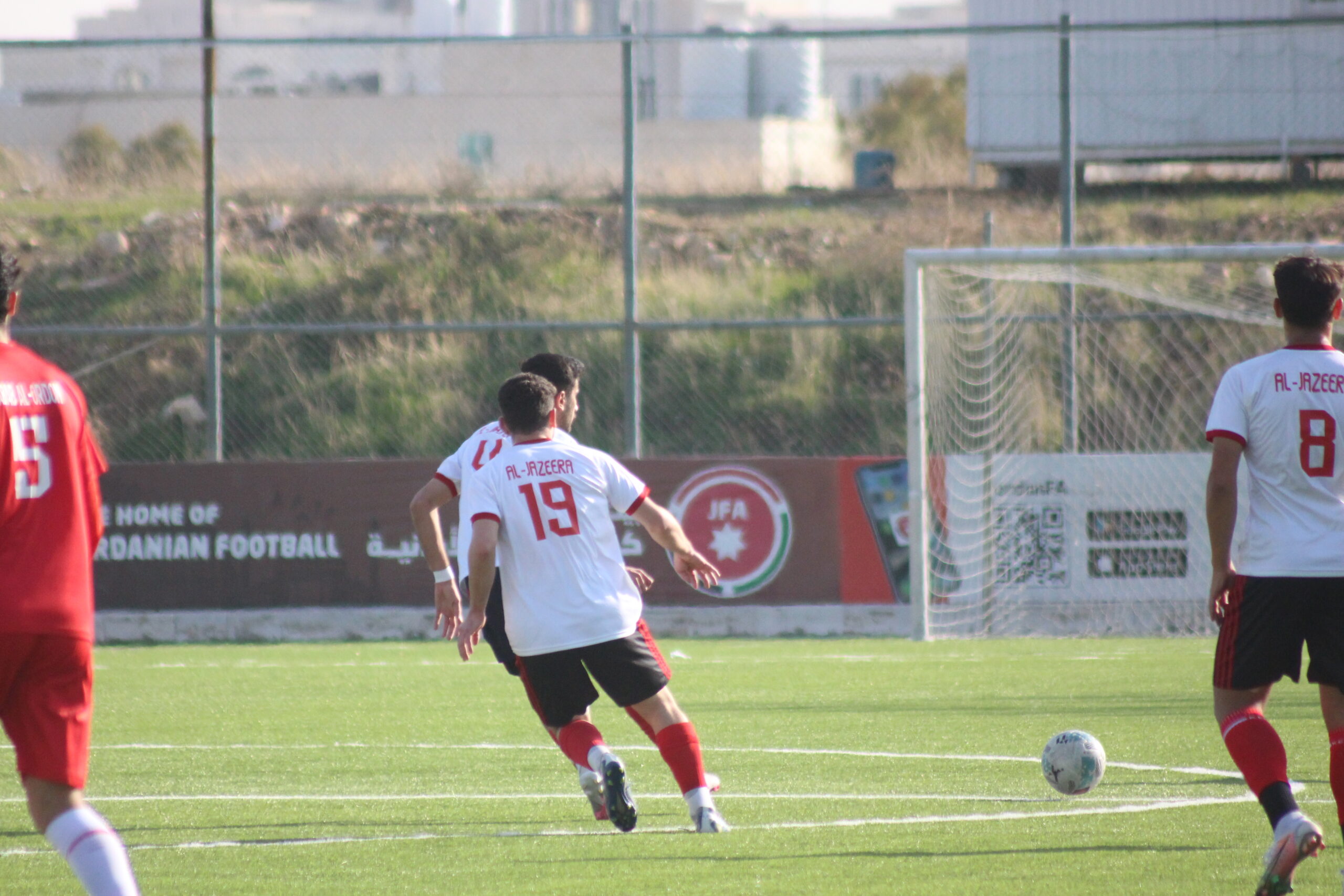 الجزيرة يتوج بلقب الدوري الرديف للمحترفين "صور وفيديو"