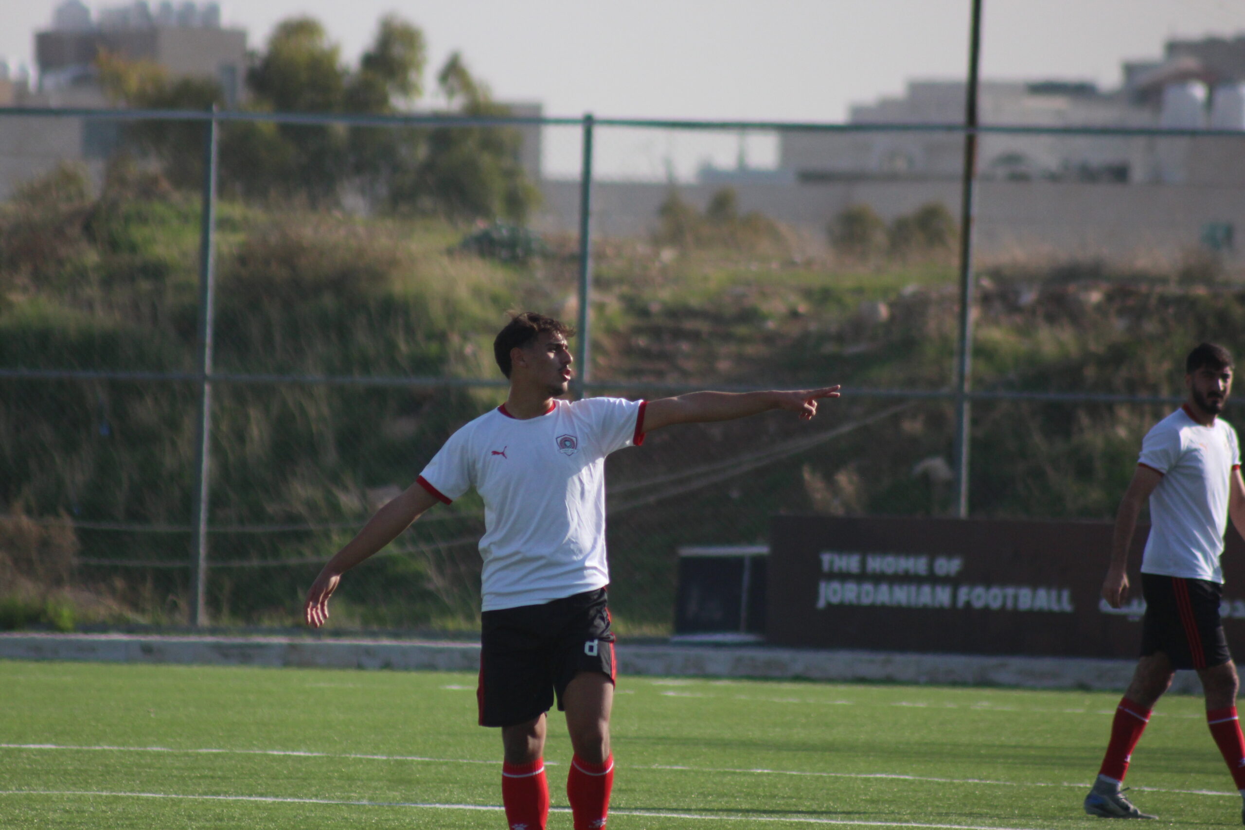 الجزيرة يتوج بلقب الدوري الرديف للمحترفين "صور وفيديو"