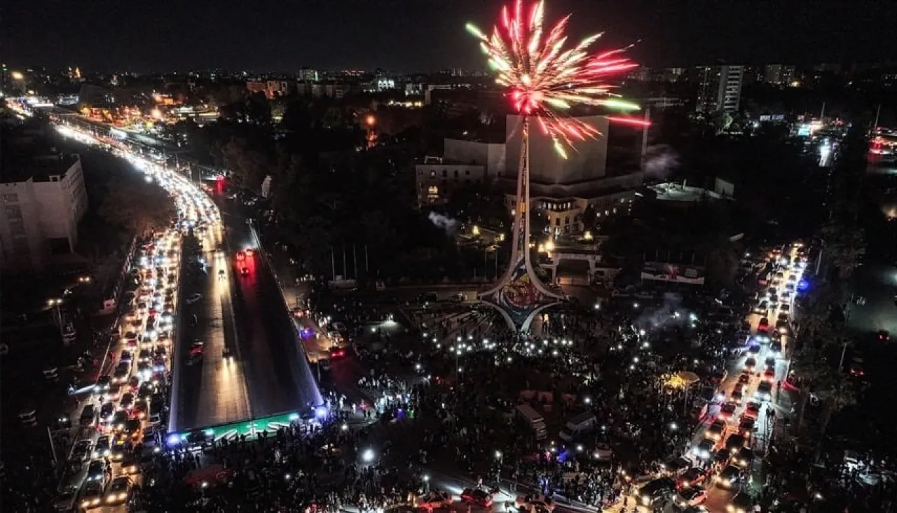 صورة حول : الداخلية السورية تُحبط مخططًا إرهابيًا لـ«داعش» استهدف احتفالات رأس السنة الداخلية السورية تُحبط مخططًا إرهابيًا لـ«داعش» استهدف احتفالات رأس السنة