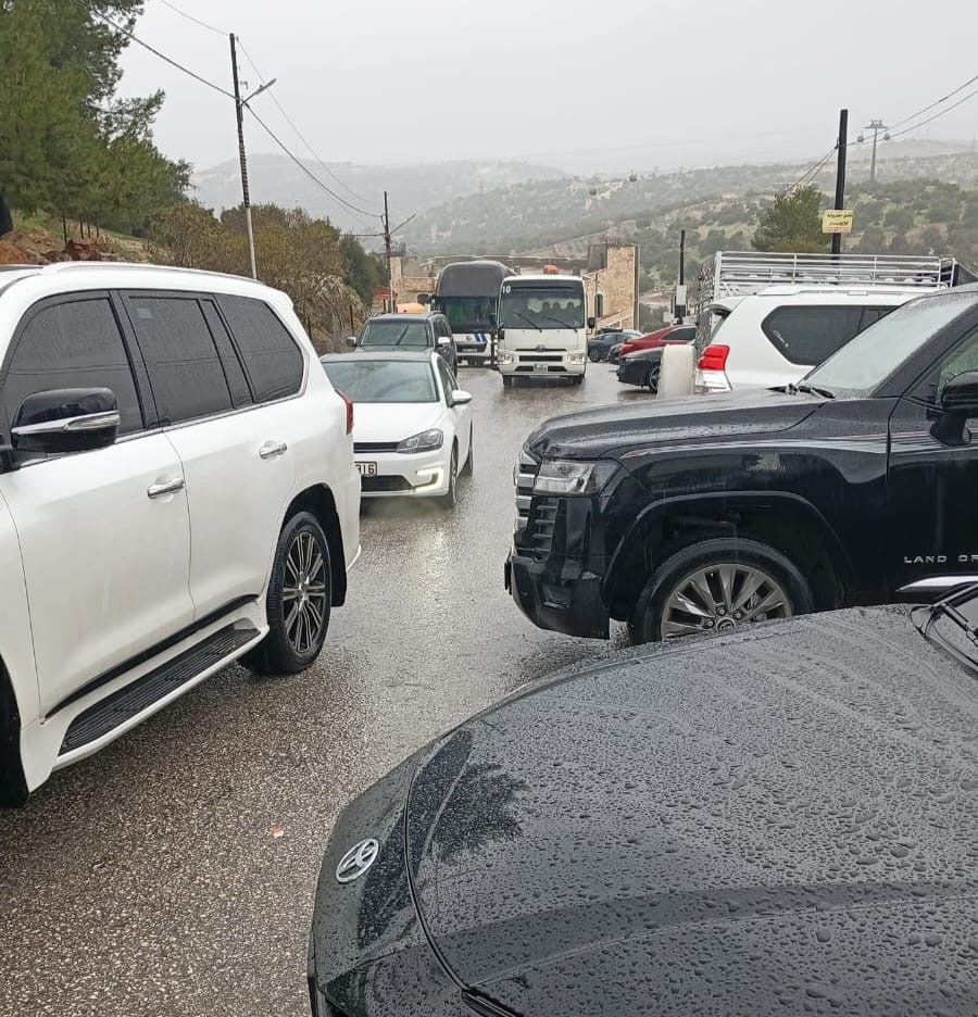 صورة حول : شتاء عجلون الماطر ينعش السياحة ويستقطب زوارًا من الداخل والخارج شتاء عجلون الماطر ينعش السياحة ويستقطب زوارًا من الداخل والخارج