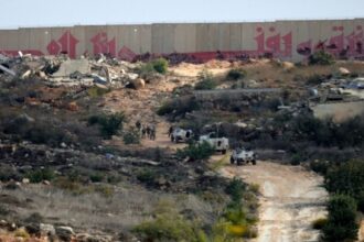 جيش الاحتلال يعترض “هدفًا خاطئًا” شمال إسرائيل وحزب الله ينفي علاقته بالحادثة