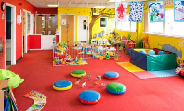 نجاة 12 طفلاً رضيعاً من حريق مركز حضانات في الفيوم بمصر