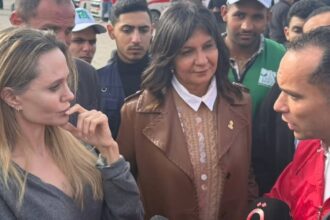 أنجلينا جولي في معبر رفح: تضامن وإنسانية على أرض مصر لدعم الفلسطينيين