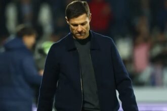 تشابي ألونسو: نريد الفوز على ريال بيتيس لمواصلة المنافسة على لقب الليغا