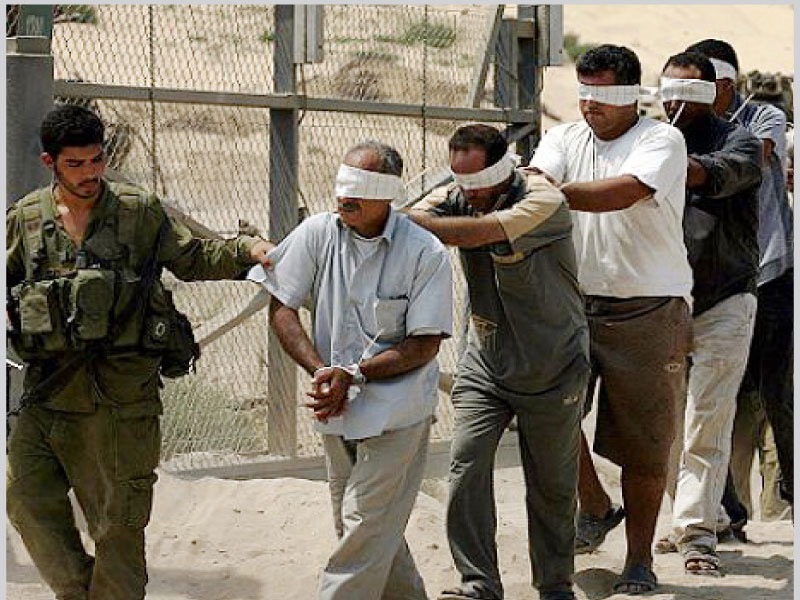 مركز فلسطين: الاحتلال أعدم 32 أسيرًا فلسطينيًا عام 2025 خارج إطار القانون