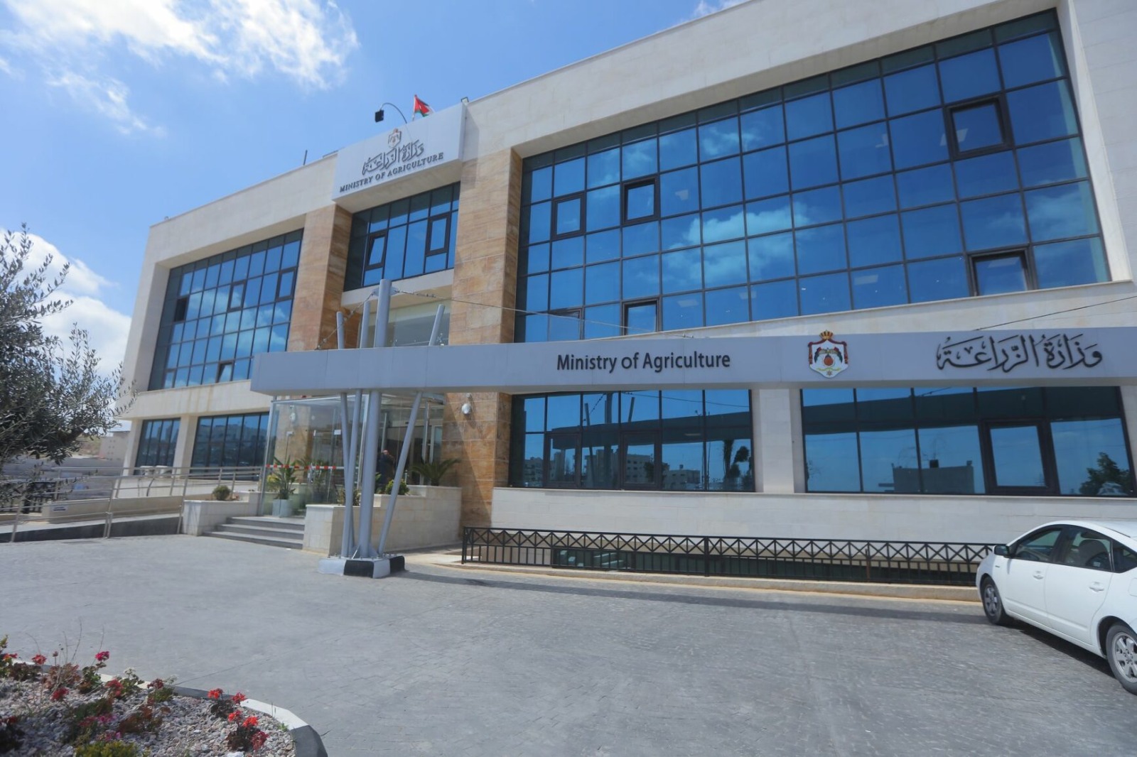 صورة حول : الزراعة تبدأ بإنشاء مبنى جديد لمديرية زراعة لواء الأغوار الشمالية الزراعة تبدأ بإنشاء مبنى جديد لمديرية زراعة لواء الأغوار الشمالية