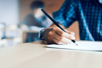 انطلاق اليوم الرابع لامتحانات “التوجيهي” بمشاركة واسعة في كافة الفروع