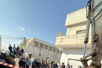 الدفاع المدني ينقذ وافدًا مصريًا إثر تعرّضه لحادث سقوط في الرمثا