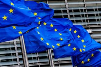 الاتحاد الأوروبي يطالب إسرائيل برفع العقبات أمام المنظمات الإنسانية في غزة