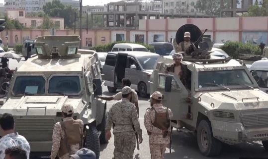 قوات التحالف تكشف ملابسات هروب عيدروس الزبيدي من عدن إلى أبوظبي