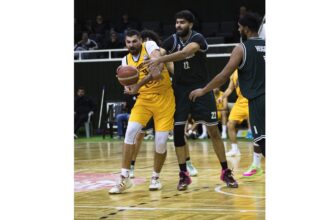 الأشرفية يفرض أفضليته وينتصر على الجليل بفارق 22 نقطة