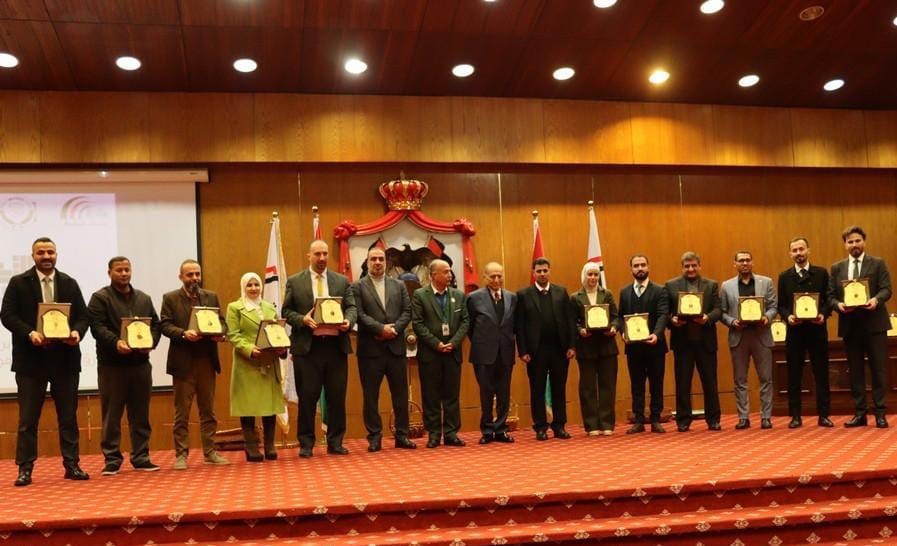 مبادرة “بصمات شبابية” تحتفل بتخريج المشاركين في برنامج “رواد التغيير”