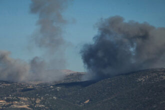 جيش الاحتلال الإسرائيلي يشن ضربات في جنوب وشرق لبنان