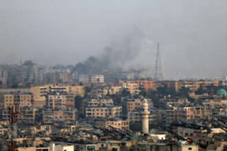 المبعوث الأميركي إلى سوريا يدعو للالتزام بوقف إطلاق النار في أحياء حلب
