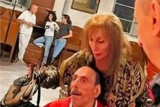 وفاة هلي الرحباني نجل فيروز الأصغر عن عمر 68 عامًا