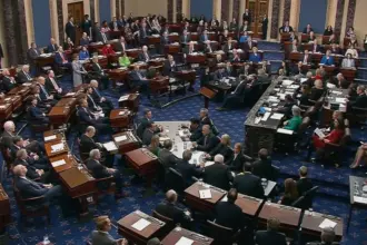 مجلس الشيوخ الأمريكي يمنع ترمب من شن أي عمل عسكري إضافي في فنزويلا