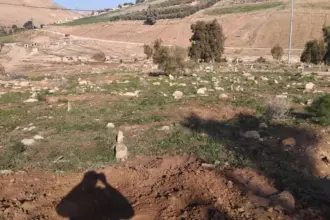 تكرار نبش مقبرة النزهة في مأدبا يثير قلق الأهالي