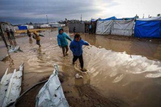 بلدية غزة تناشد المجتمع الدولي لمواجهة الأزمة الإنسانية والمالية