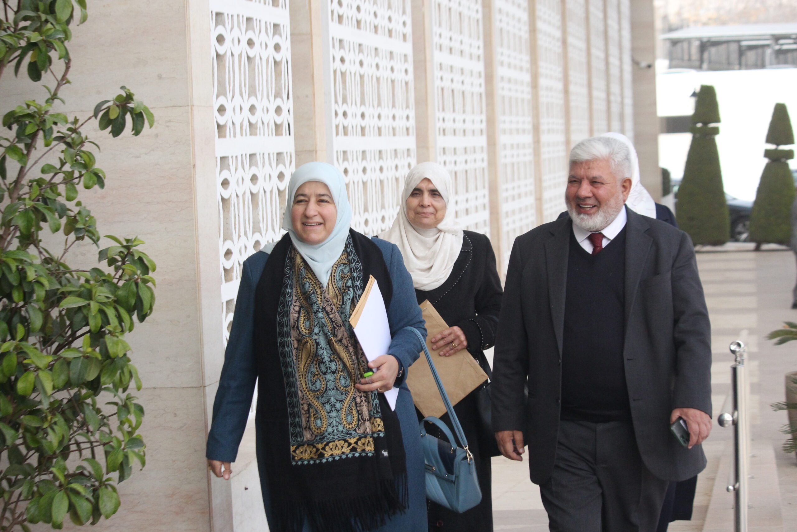 النواب يستكملون مناقشة قانون الكاتب العدل "صور"